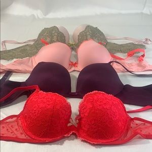 Victoria’s Secret Lot of 4 Bra Set Size 32C